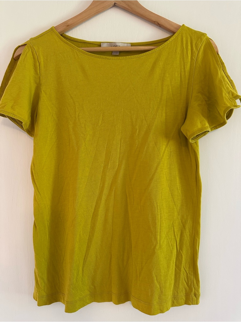 LOFT‎ Yellow Flutter Sleeve Short Sleeve Tee Women’s Small